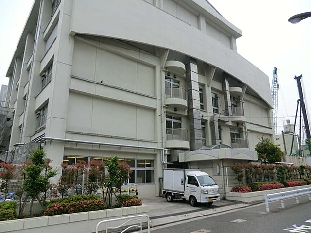 Primary school. 145m to Koto Ward Toyosu Elementary School
