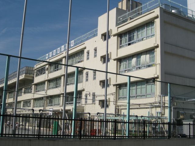 Primary school. Municipal source Kaga elementary school (elementary school) up to 440m