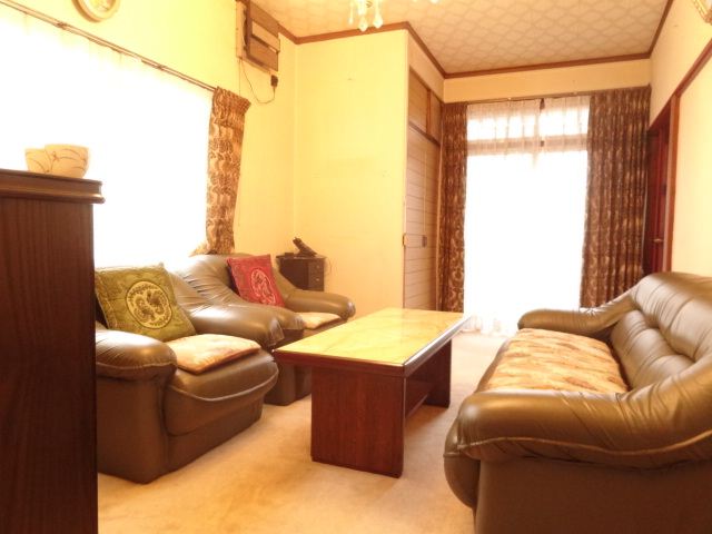 Living and room