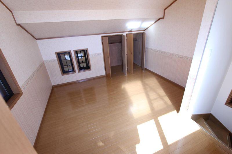 Non-living room. Western-style viewed from above