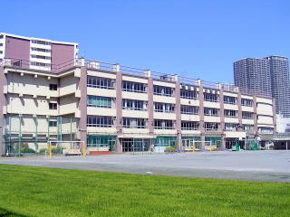 Primary school. 612m to Koto Ward Shinonome Elementary School (elementary school)