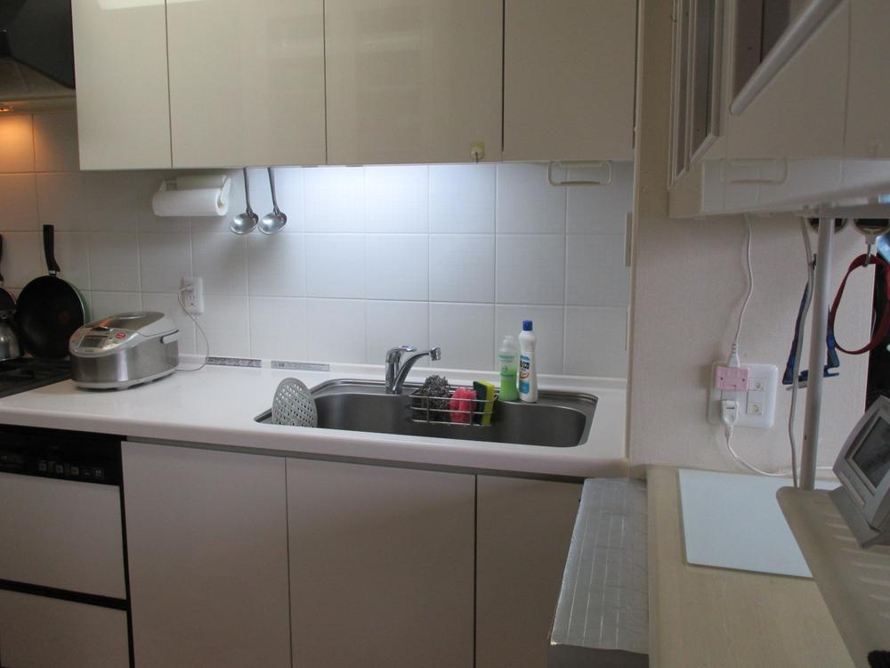 Kitchen. Dishwasher is already installed in the kitchen.