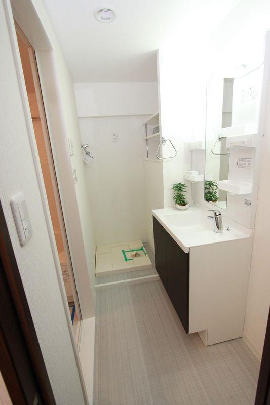 Wash basin, toilet. Sanitary room