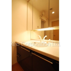 Washroom. Shoot the same type the seventh floor of the room. Specifications may be different.