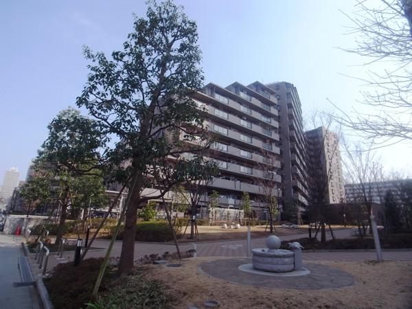 Other common areas. Quiet living environment along the Onagi River