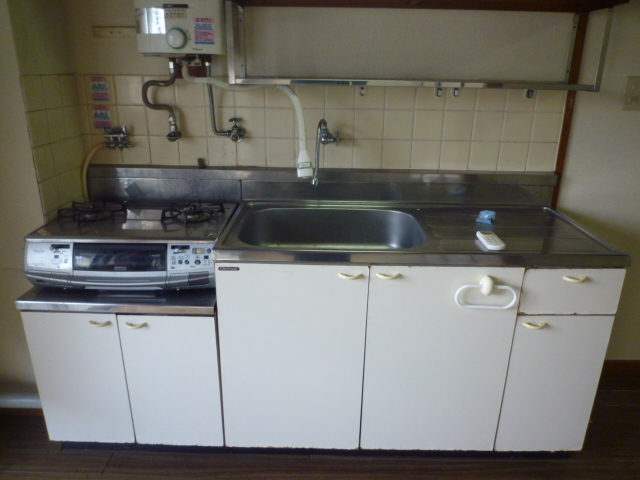 Kitchen. Gas stove installation Allowed