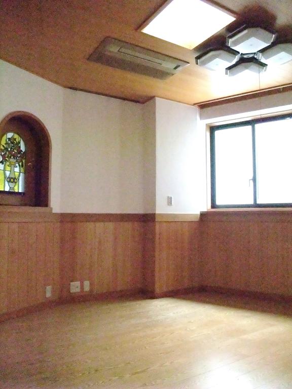 Living and room