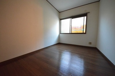 Living and room. ☆ Room space ☆