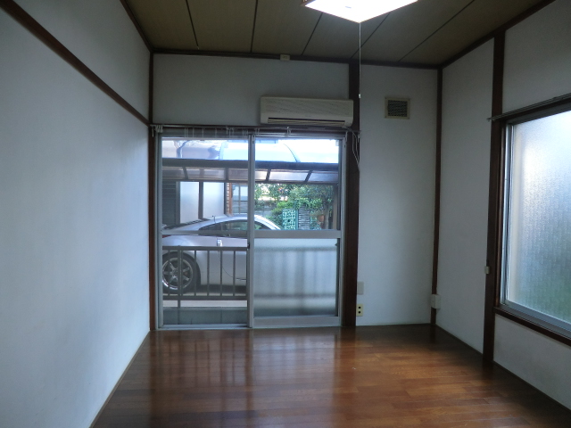 Living and room