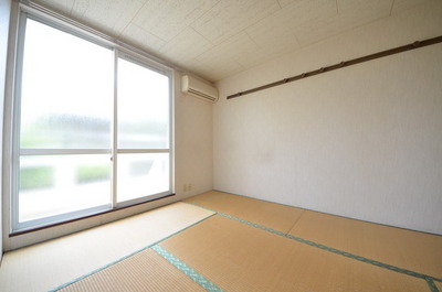Living and room. ☆ Free to arrange space ☆