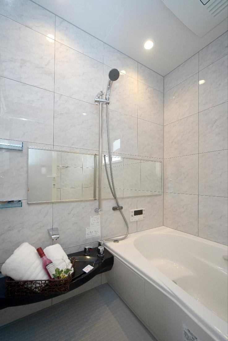 Bathroom. 1616 size / Thermo Floor / Push the one-way drainage plug / With bathroom dryer