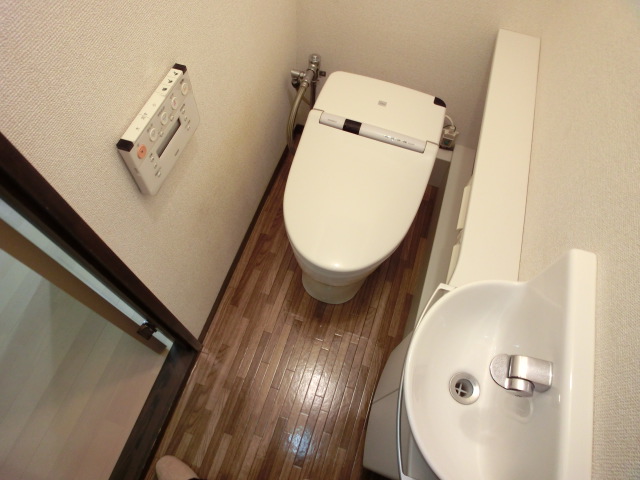 Toilet