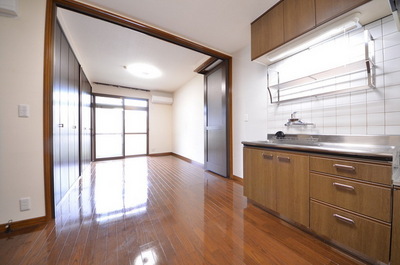 Living and room. ☆ Free to arrange space ☆