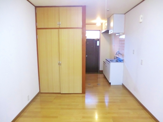 Living and room