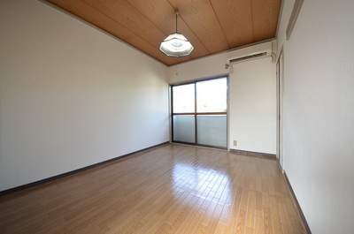 Living and room. ☆ Free to arrange space ☆