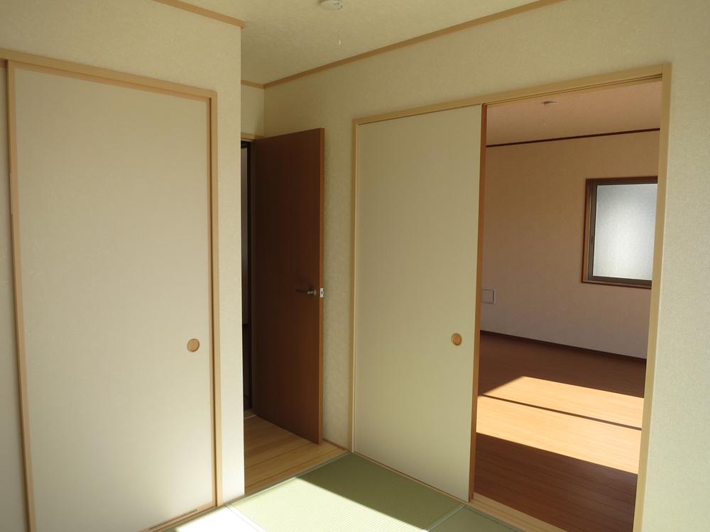 Non-living room. Indoor (11 May 2011) Shooting