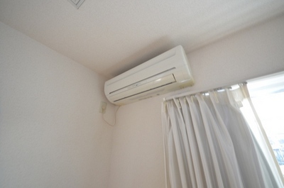 Other Equipment. ☆ Air conditioning ☆