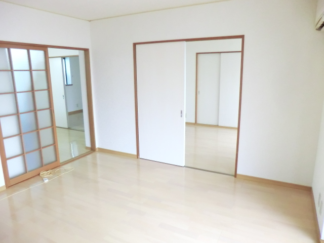 Living and room
