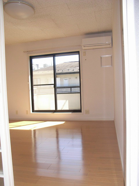 Living and room