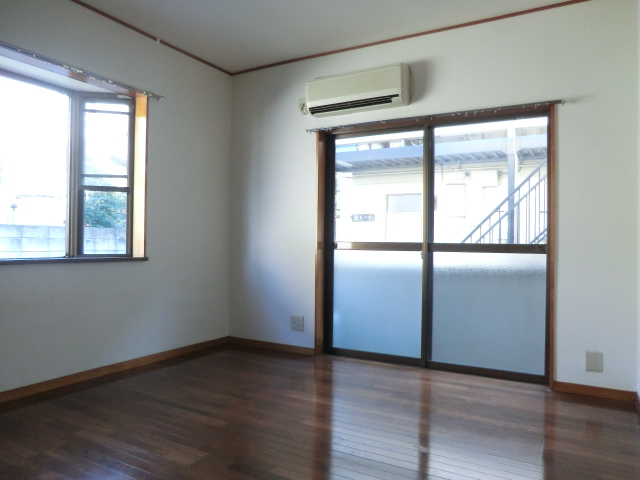 Living and room