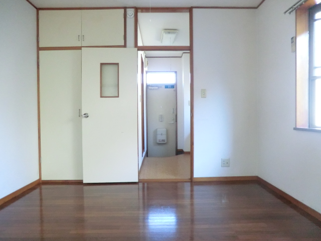Living and room