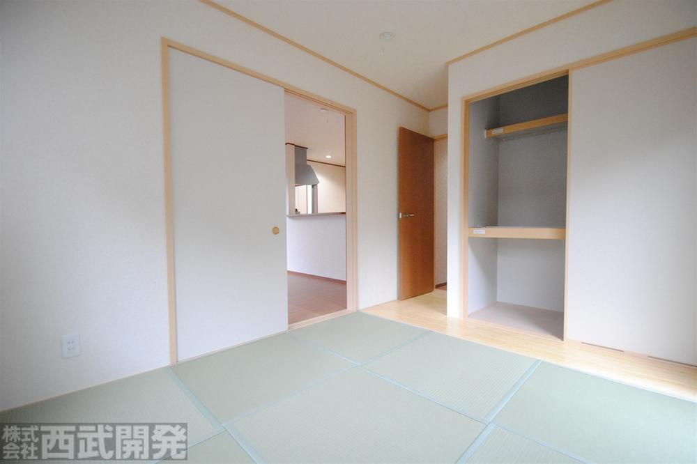 Non-living room. Building 2 Japanese-style room 5.7 quires With storage