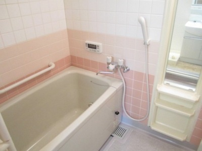 Bath. ◆ Bus (with Reheating function) ◆