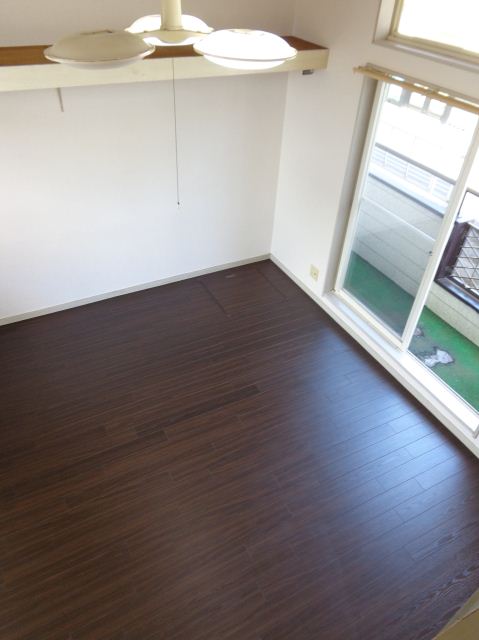 Living and room.  ☆ Western-style is an 8-tatami rooms ☆ 