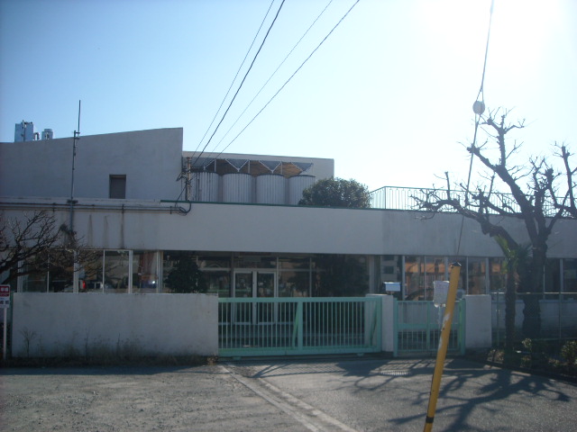 kindergarten ・ Nursery. National East nursery school (kindergarten ・ 345m to the nursery)