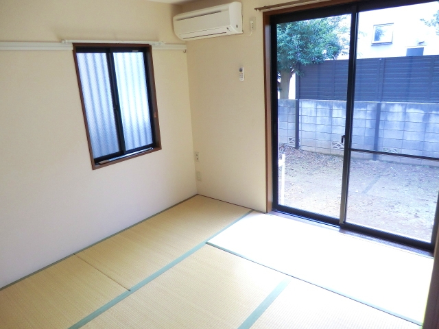 Living and room