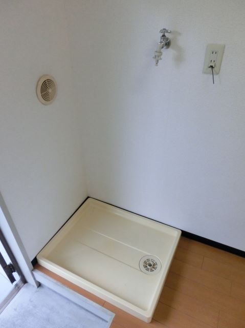 Other room space.  ☆ Since the washing machine storage is a room, Laundry is not dirty ☆