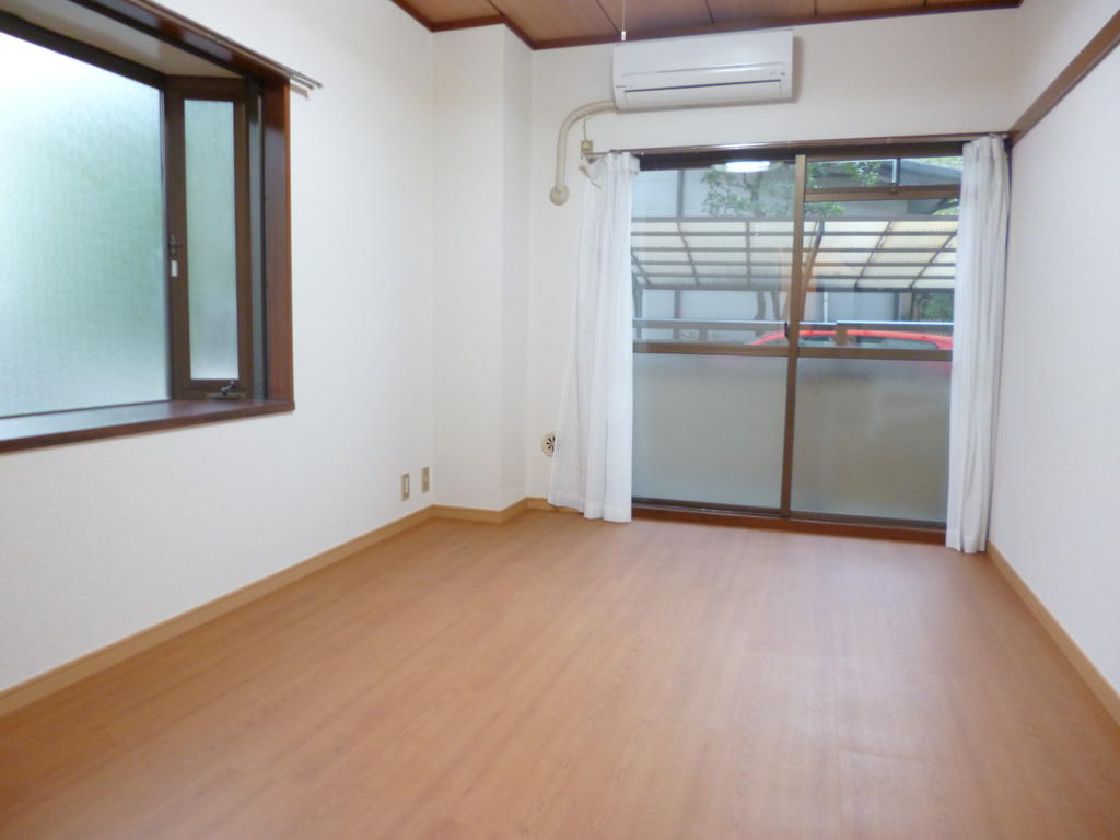 Living and room