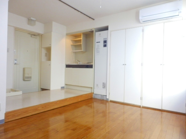 Living and room