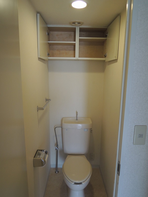 Toilet.  ◆ I am happy with the toilet of the storage is thought usability ◆ 
