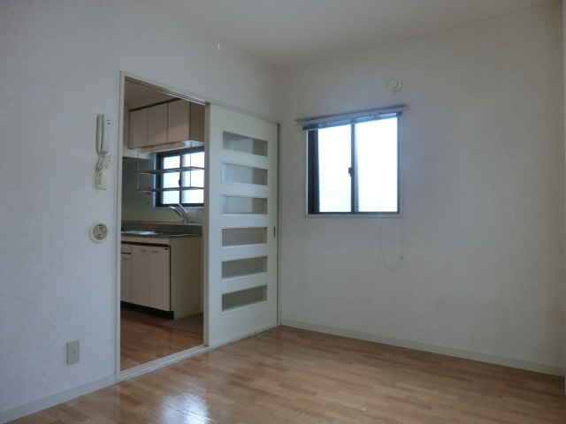 Living and room