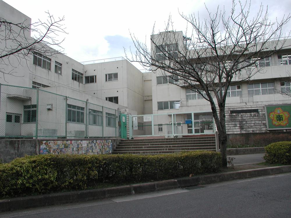 Primary school. 600m until Minami Koyamada Elementary School