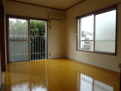 Other room space. Western-style 6 Pledge