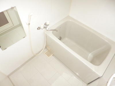 Bath. ☆ Bathroom ☆ It comes with add cook ☆