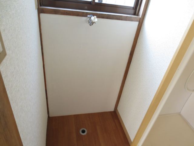 Living and room. It is air-conditioned.