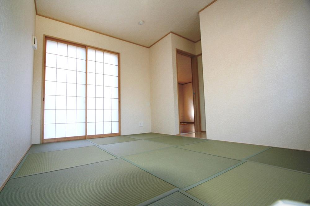 Non-living room. Local (12 May 2013) Shooting