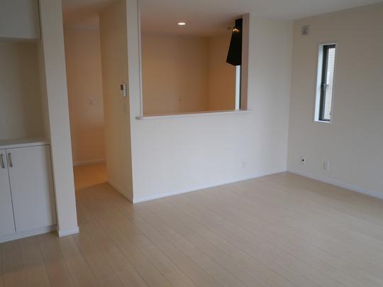 Same specifications photos (living). All room pair glass, Shutter shutters standard