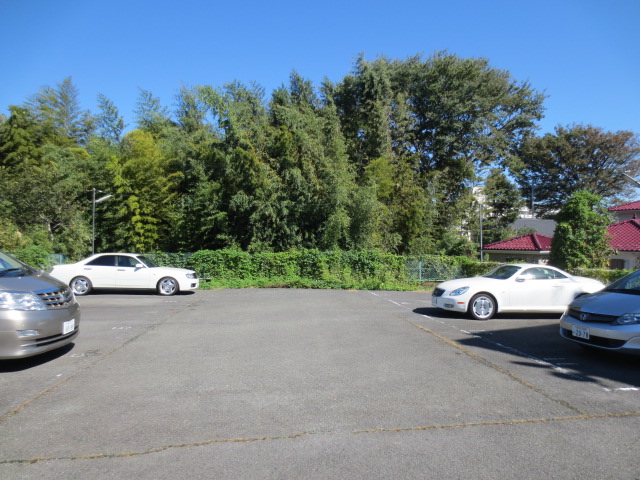 Parking lot