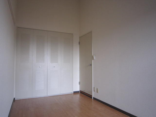 Other room space