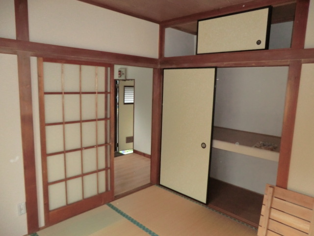 Living and room