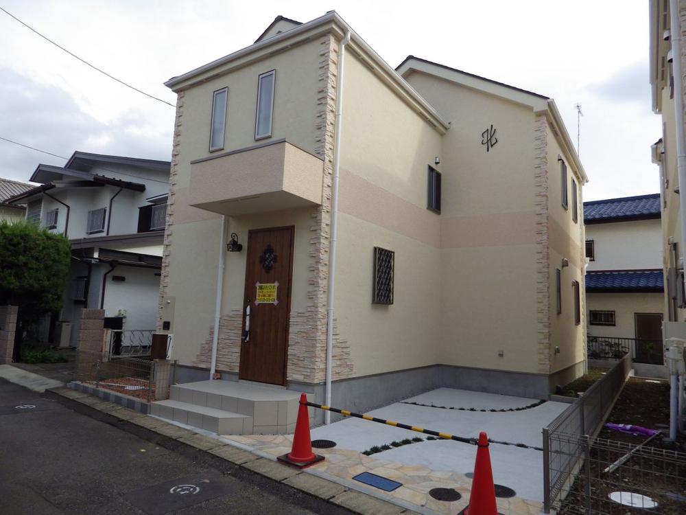 Local appearance photo