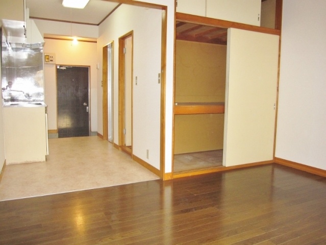 Living and room