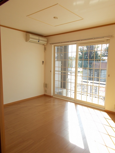 Living and room