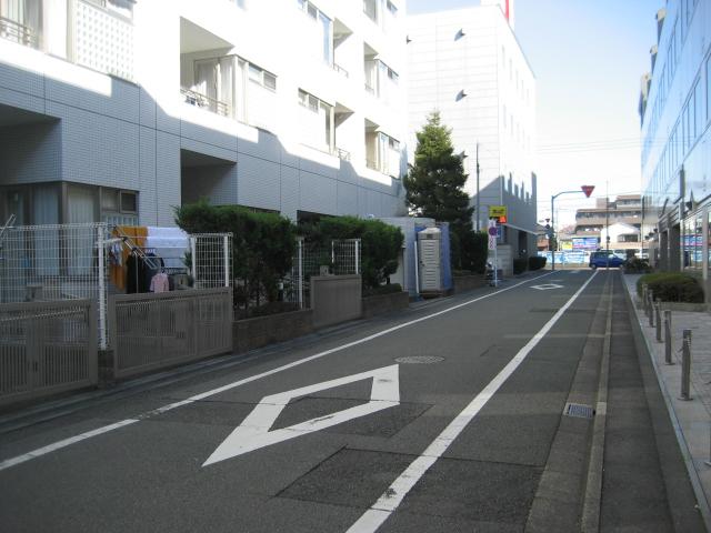 Local appearance photo. Local (11 May 2013) Shooting