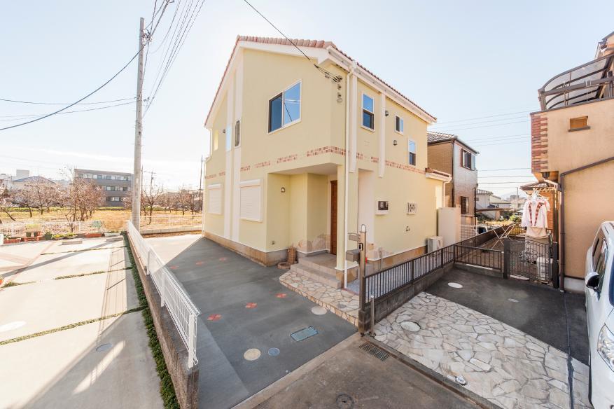 Local appearance photo. Energy saving house of sunlight the solar system and all-electric 9 Building There storage machine system