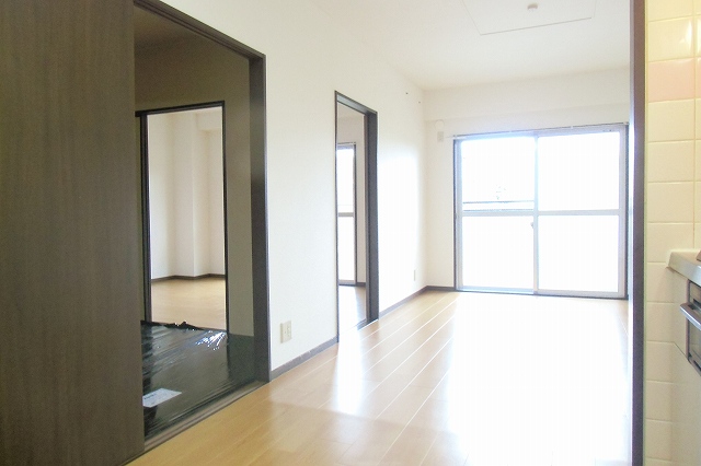 Living and room